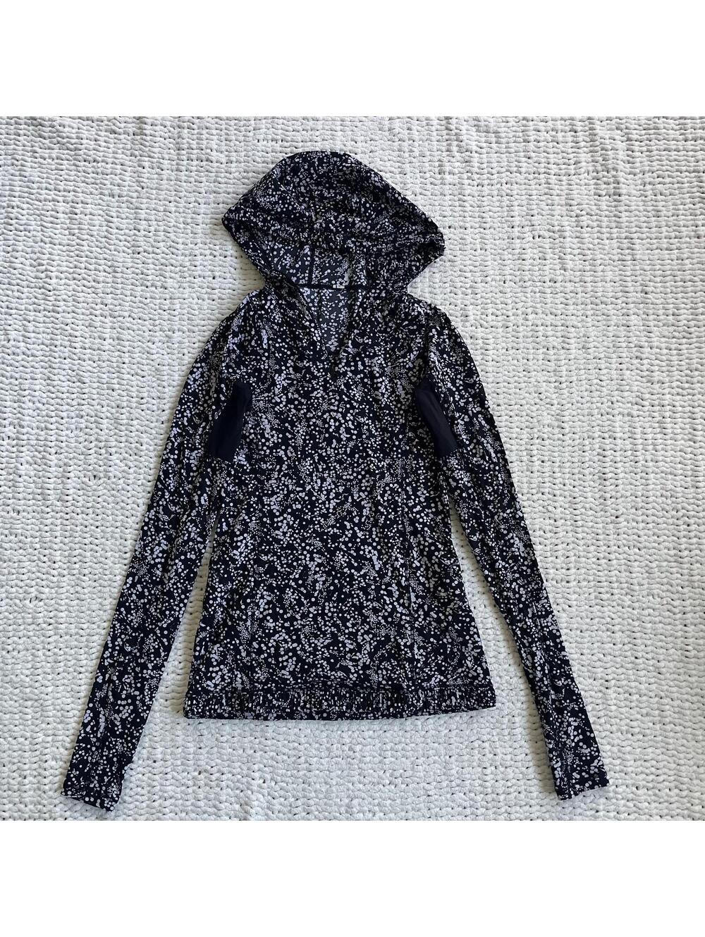 Lululemon Women’s Lightweight Chirasu Hooded Pullover - Size 4
